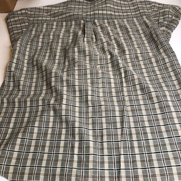 Columbia Men’s Short Sleeve Button Down Mens Shirt - Picture 4 of 5